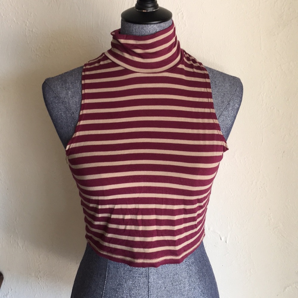 🍎A+ Ellen Crop Top🍎